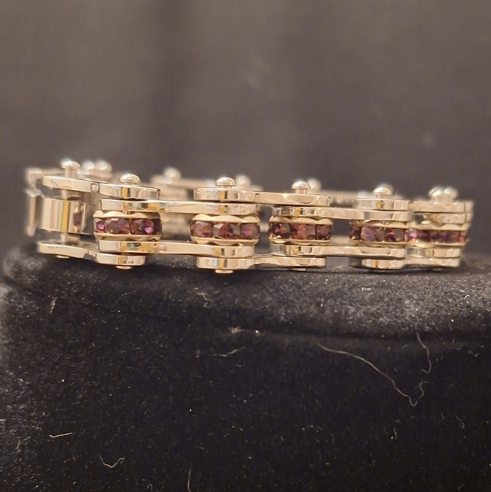 Bicycle Chain Bracelet With Purple Rhinestones
